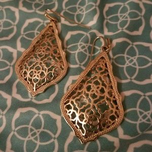 Kendra Scott Addie earrings